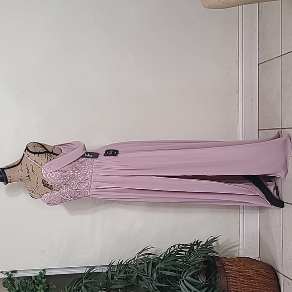 NWT Lulus Large Mauve Maxi Dress - Picture 9 of 12